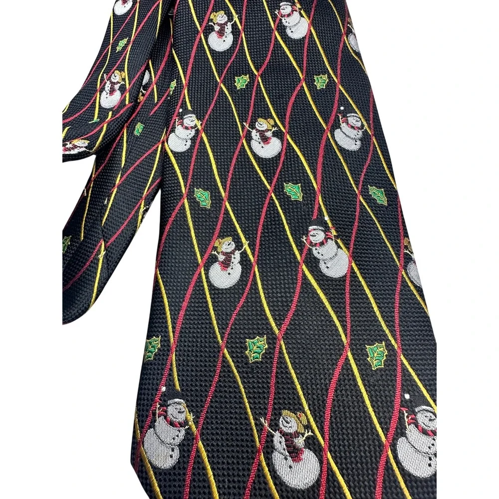 Holiday Traditions All Silk Hand Made Snowman Holly Christmas Necktie‎